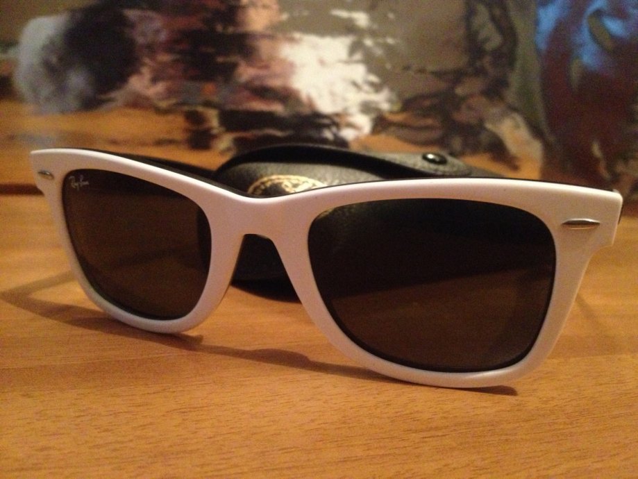 Što Njuškalovci traže od glave do pete?