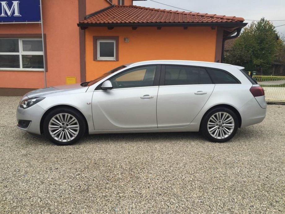 Automobili stari jednu godinu izgubili su na cijeni 23 posto