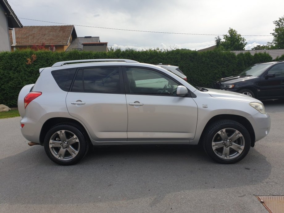 U prodaji vozila prosječne starosti 9,5 godina