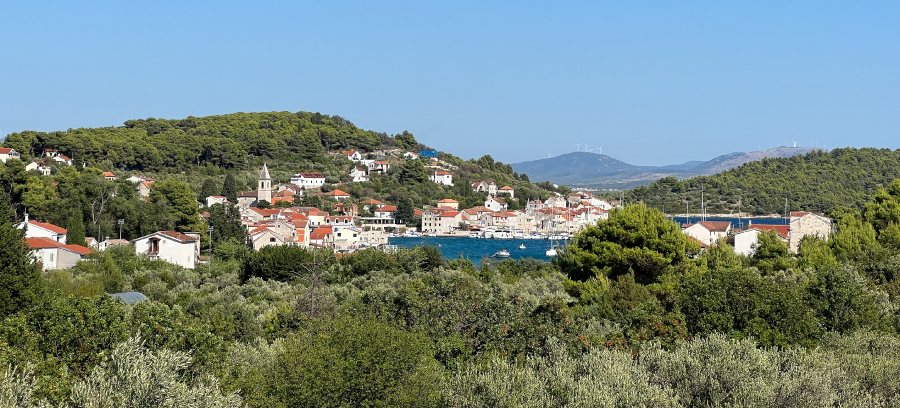 Otok Prvić: Skriveni biser šibenskog arhipelaga