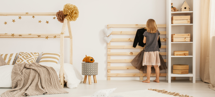 Kreativne ideje za preuređenje dječje sobe: organizacija i urednost ormara